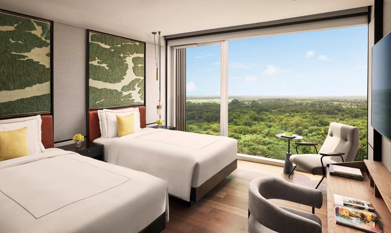 Taj The Trees, Mumbai Hotel ภายนอก รูปภาพ
